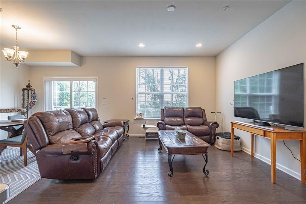 1499 Black Forest Drive - Photo 8