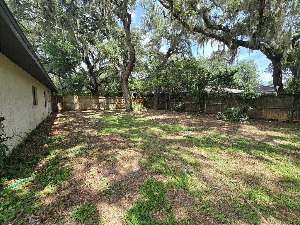 1115 Old Polk City Road - Photo 14