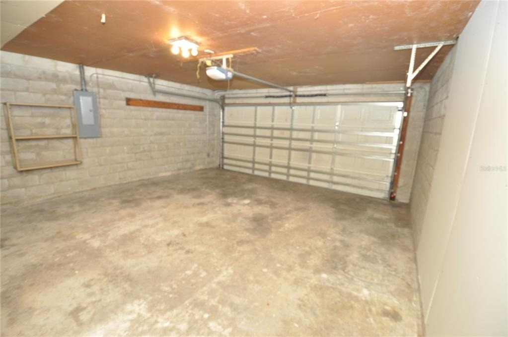 828 Cinnamon Drive E - Photo 14