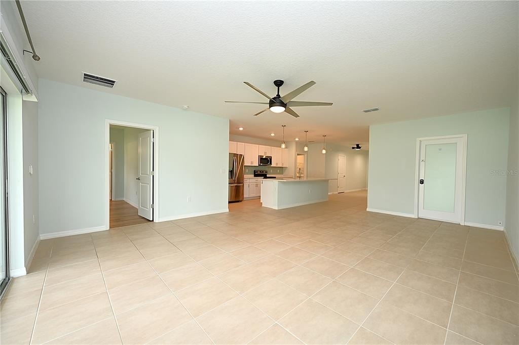 2028 Rosewood Circle - Photo 15