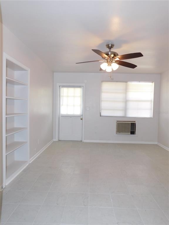 552 Ne 5th Avenue - Photo 1