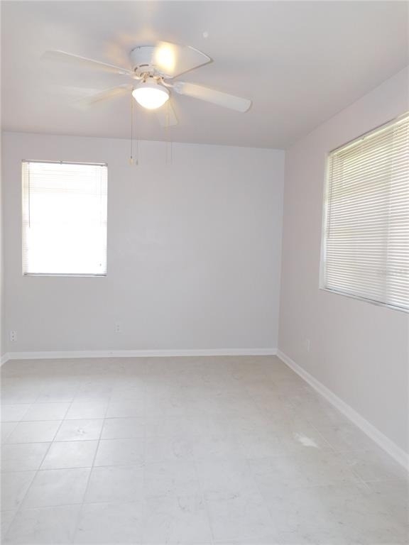 552 Ne 5th Avenue - Photo 2
