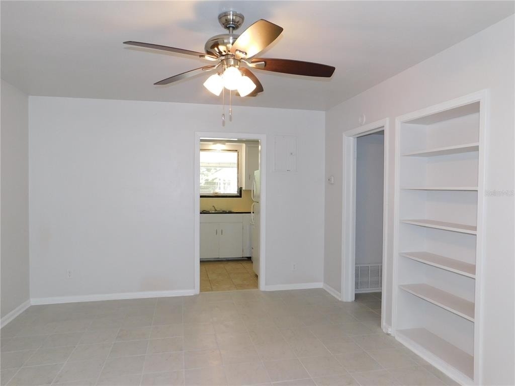 552 Ne 5th Avenue - Photo 3