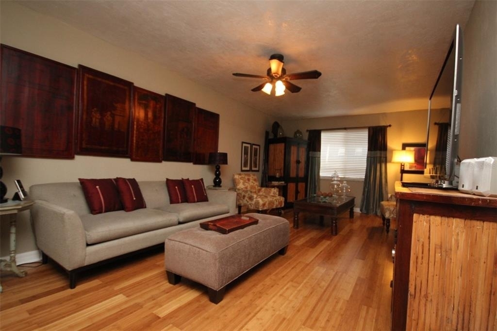 501 Sw 75th Street - Photo 1