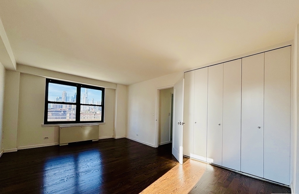  240 East 82nd Street, 19E - Photo 10