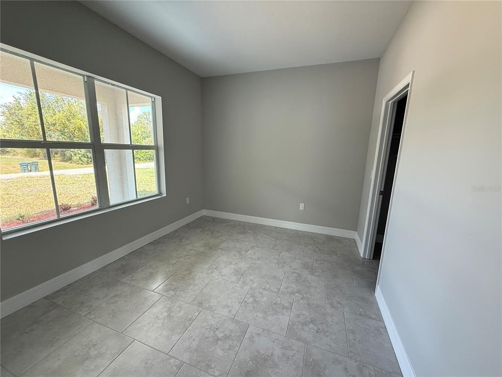 1412 Minneapolis Avenue - Photo 11