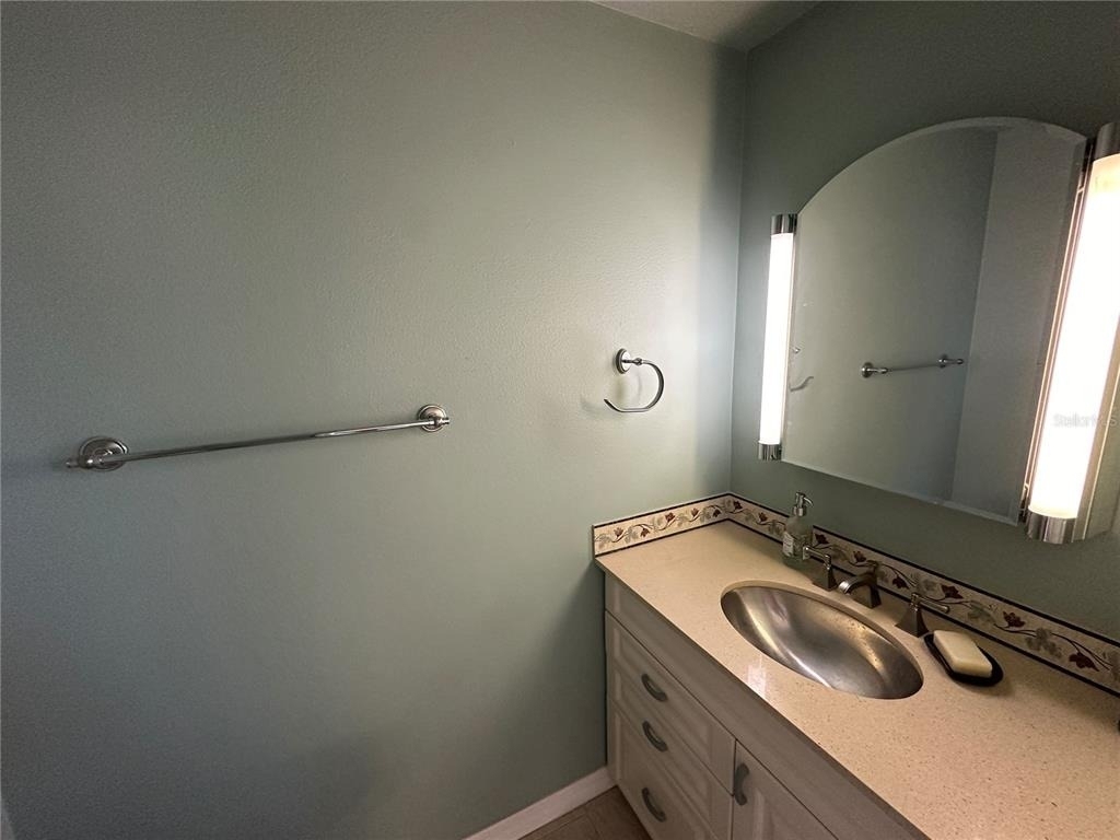 4727 Spinnaker Drive - Photo 24