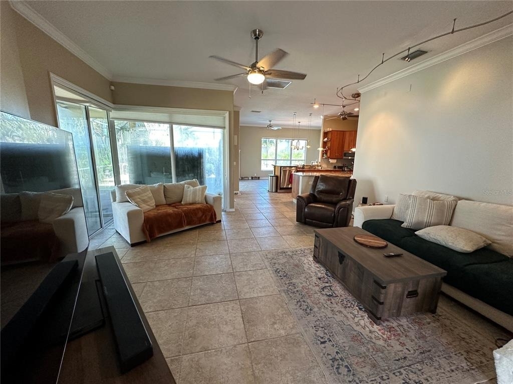 4727 Spinnaker Drive - Photo 6