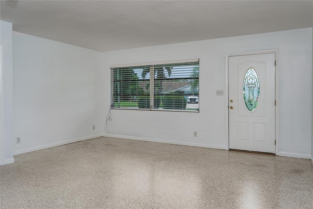 1225 Casabella Drive - Photo 2