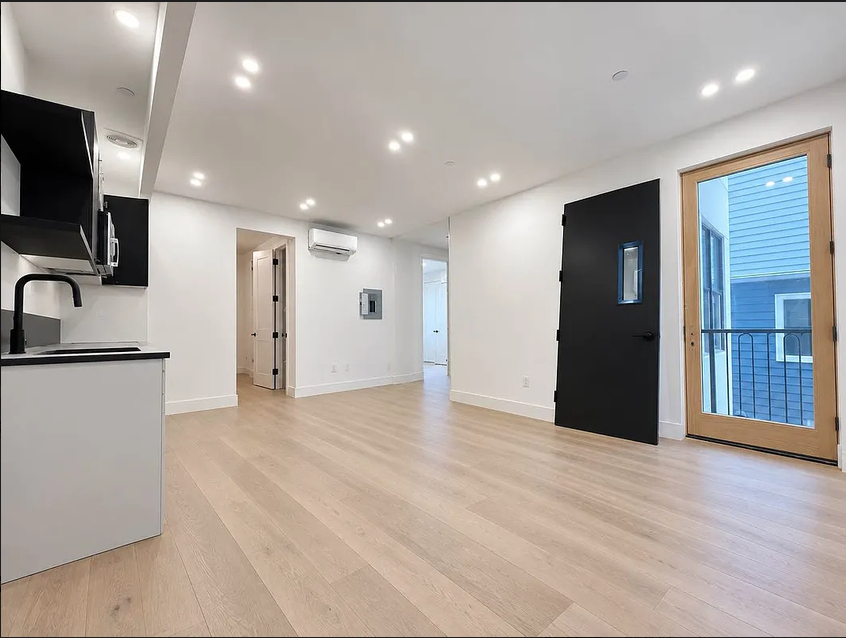 82 Stockholm street - Photo 4
