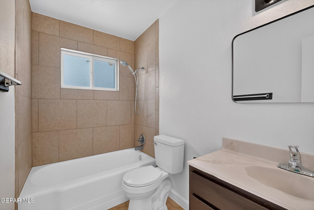 5108 Yvette Avenue - Photo 28