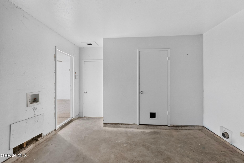 5108 Yvette Avenue - Photo 34