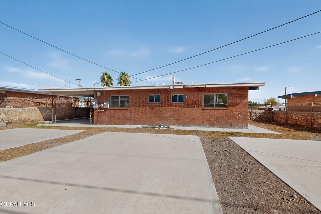 5108 Yvette Avenue - Photo 38