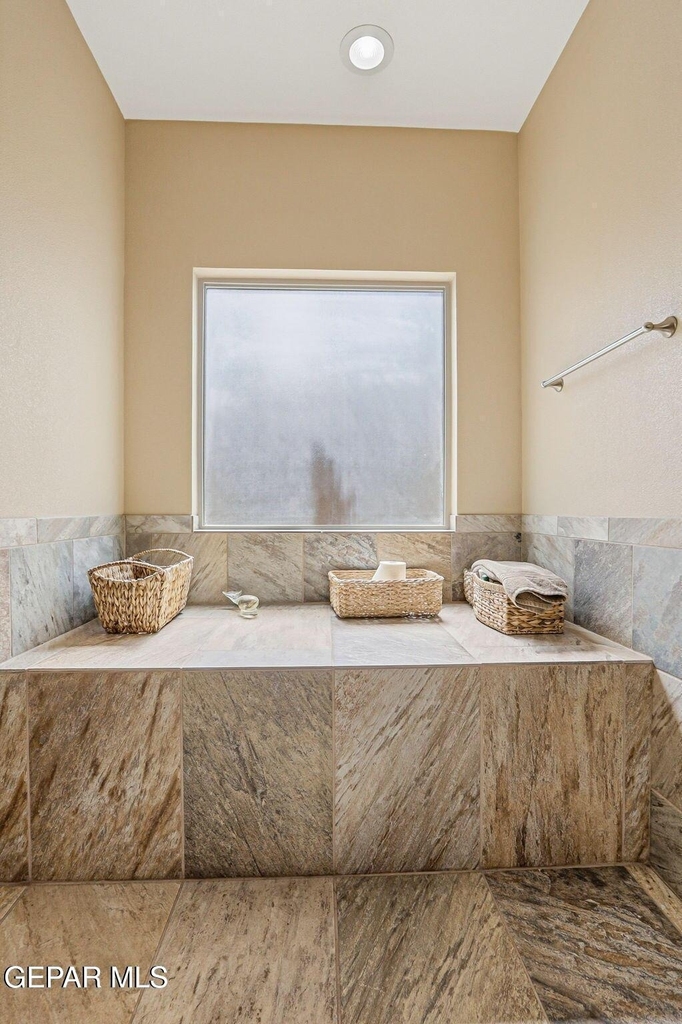 12039 Equestrian Road - Photo 9