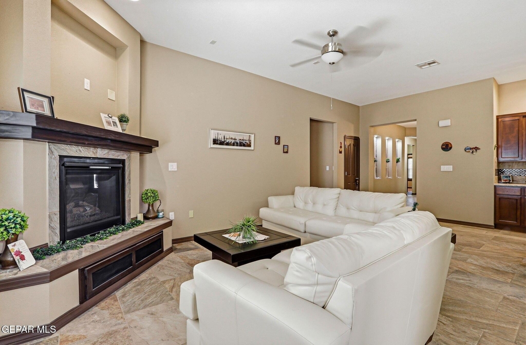 12039 Equestrian Road - Photo 7
