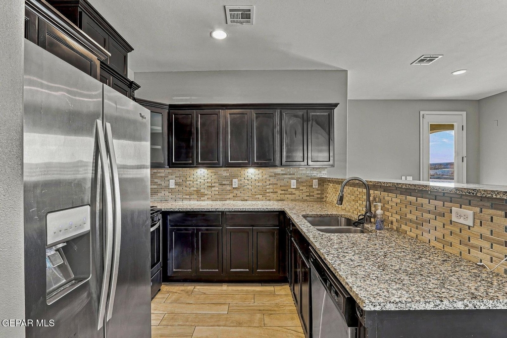 14182 Peyton Edwards Avenue - Photo 8