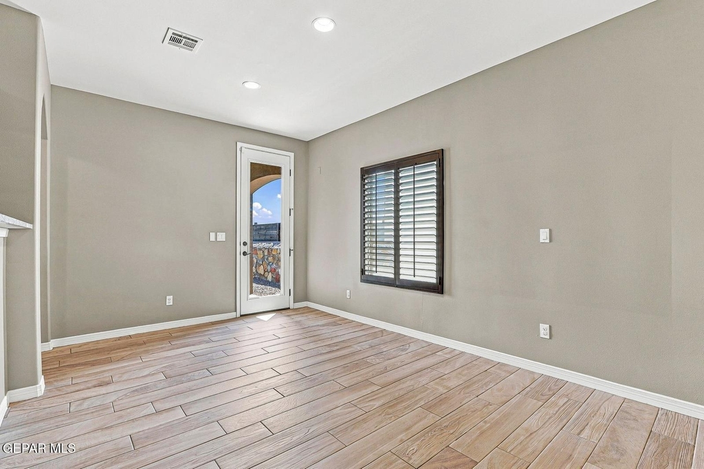 14182 Peyton Edwards Avenue - Photo 4