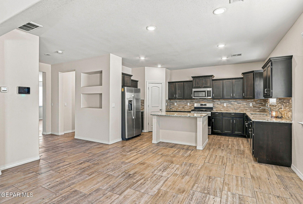 12741 Silver Streak Avenue - Photo 10