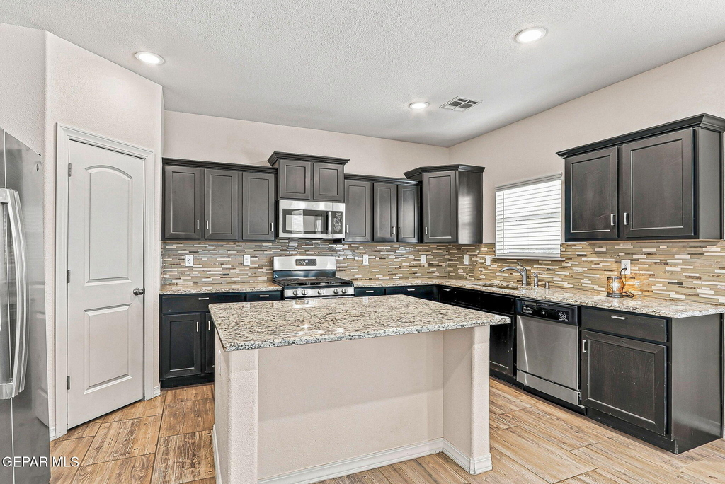 12741 Silver Streak Avenue - Photo 4