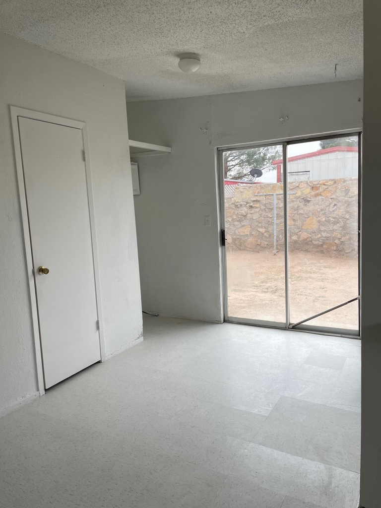 8154 Saint Andrew Lane - Photo 7
