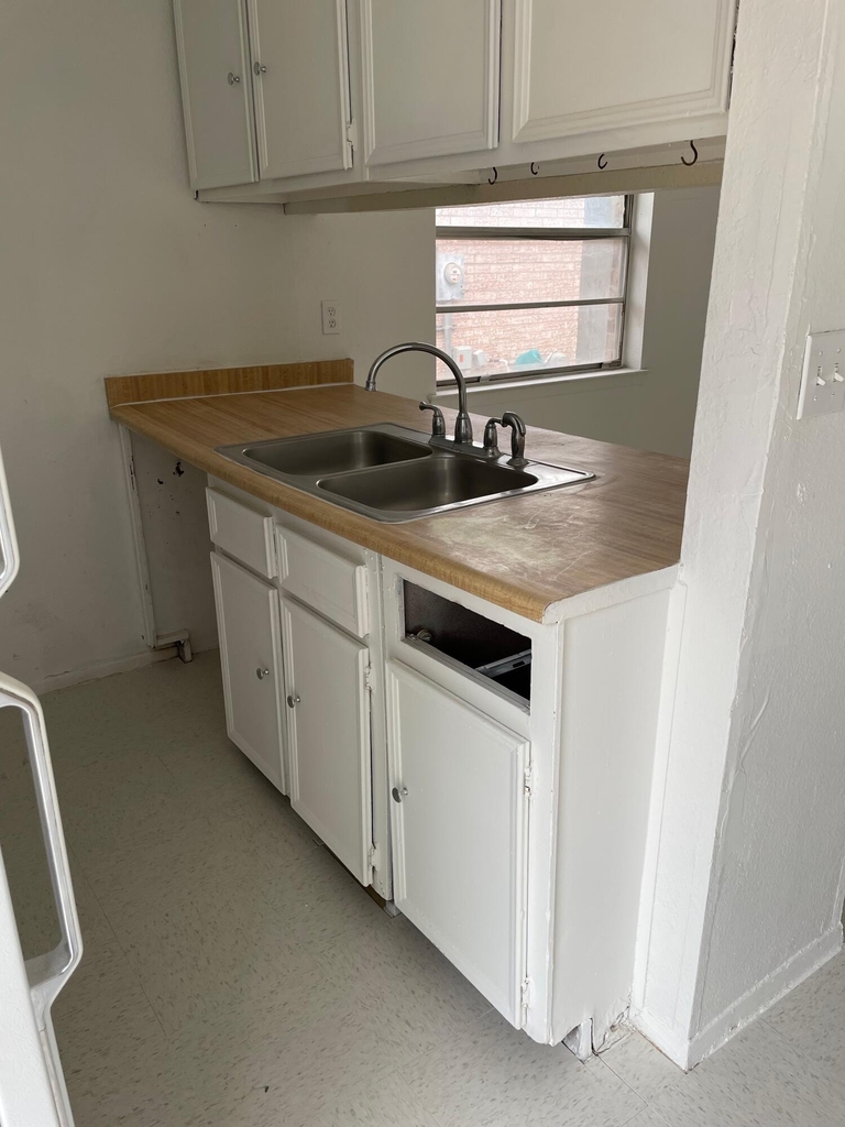 8154 Saint Andrew Lane - Photo 5