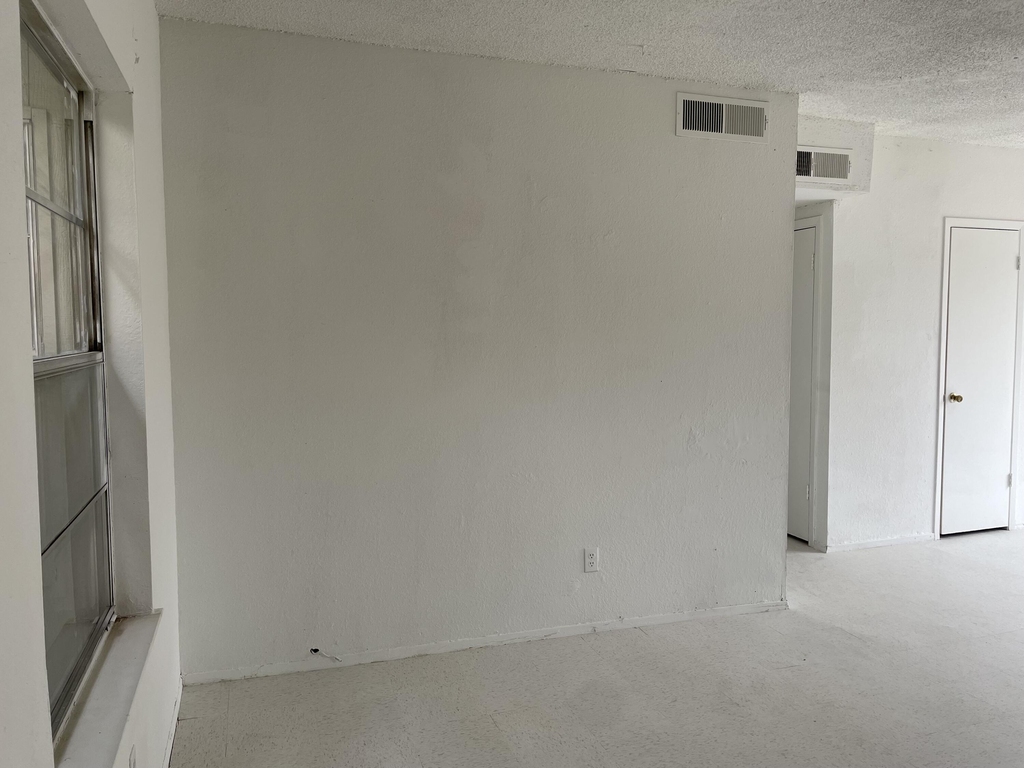 8154 Saint Andrew Lane - Photo 2