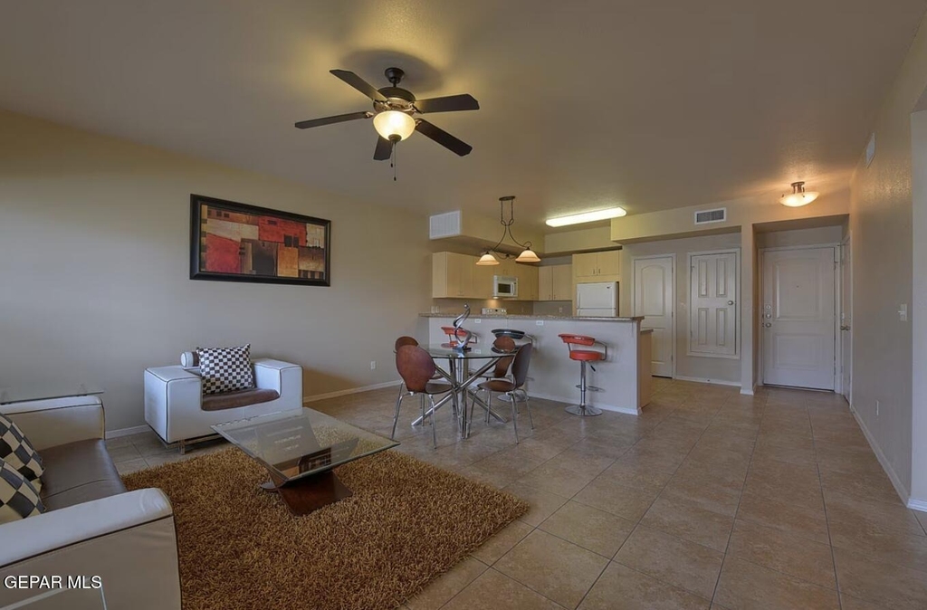 501 E Redd Road - Photo 28