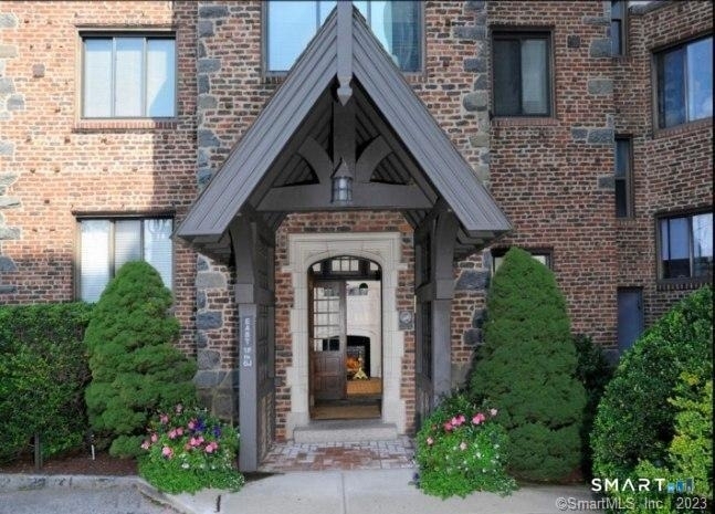 47 Lafayette Place - Photo 2