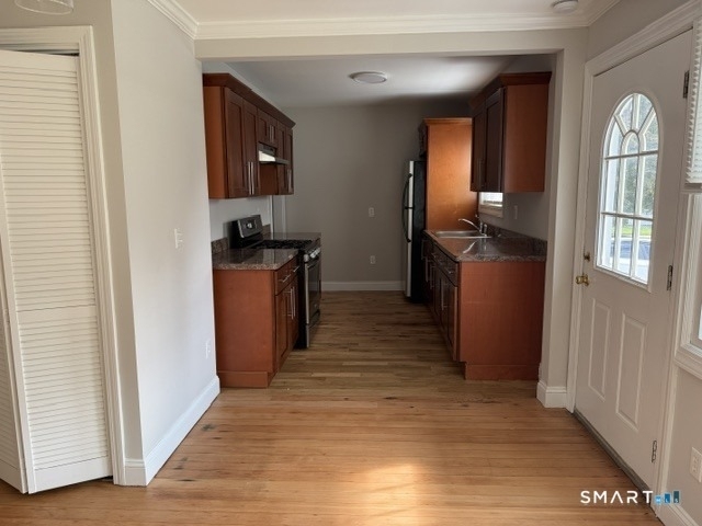 54 Oak Avenue - Photo 5