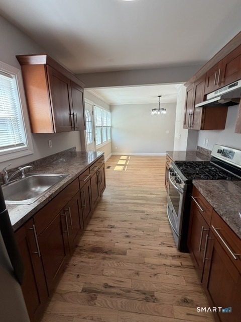 54 Oak Avenue - Photo 1