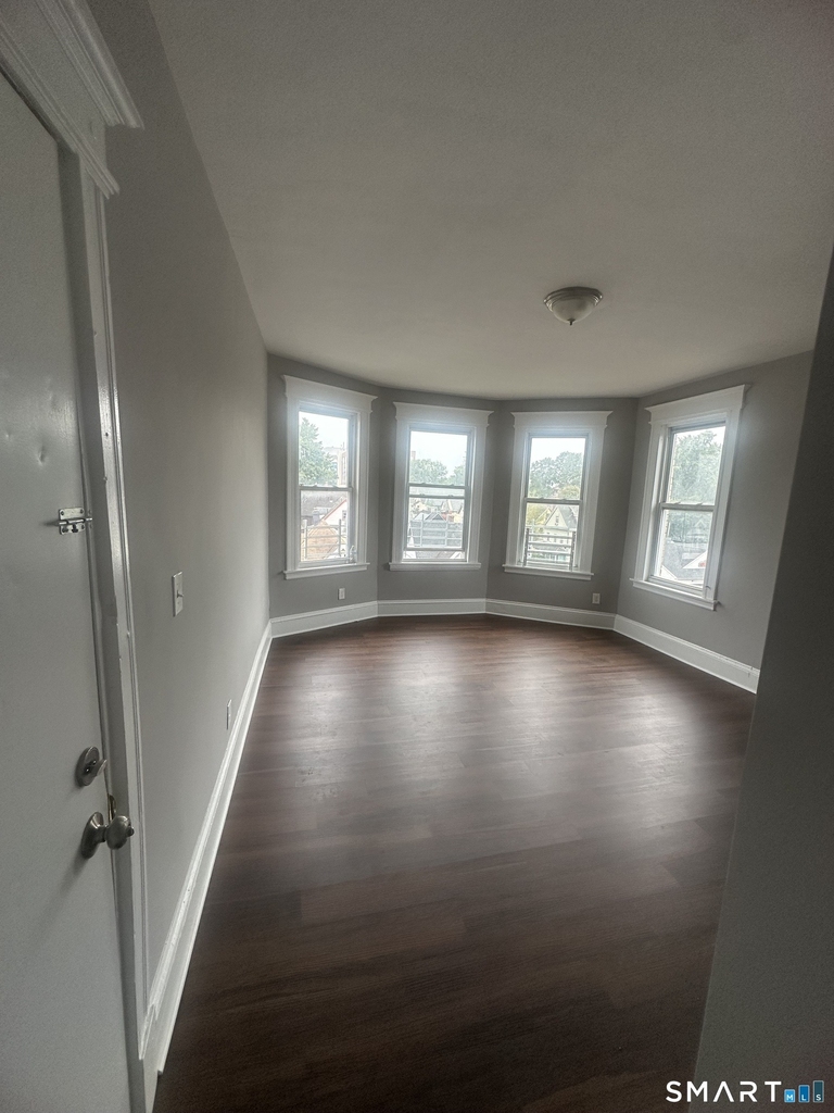 1155 Broad Street - Photo 1