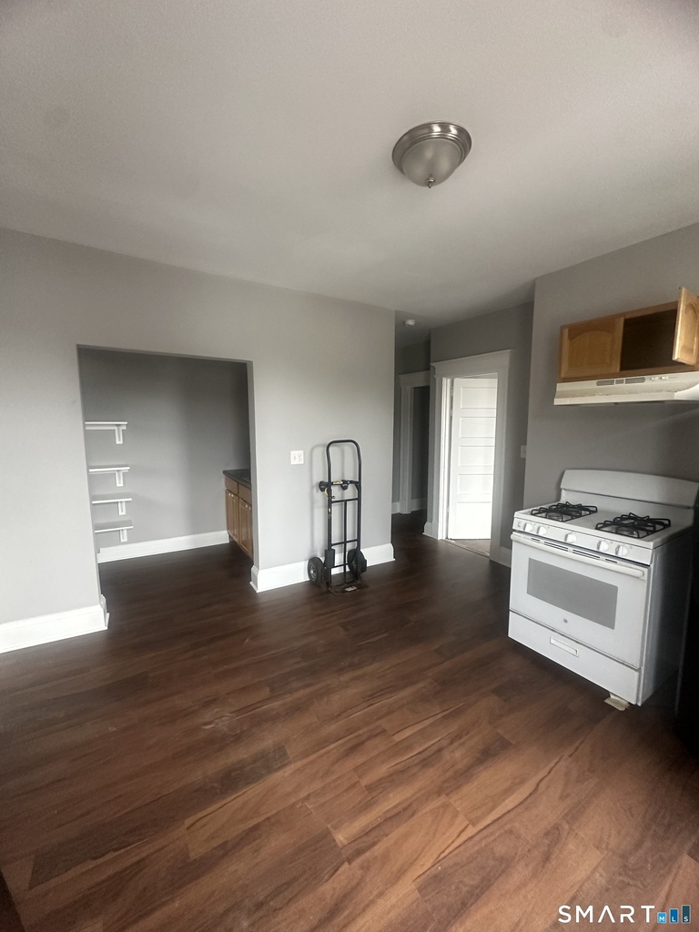 1155 Broad Street - Photo 9