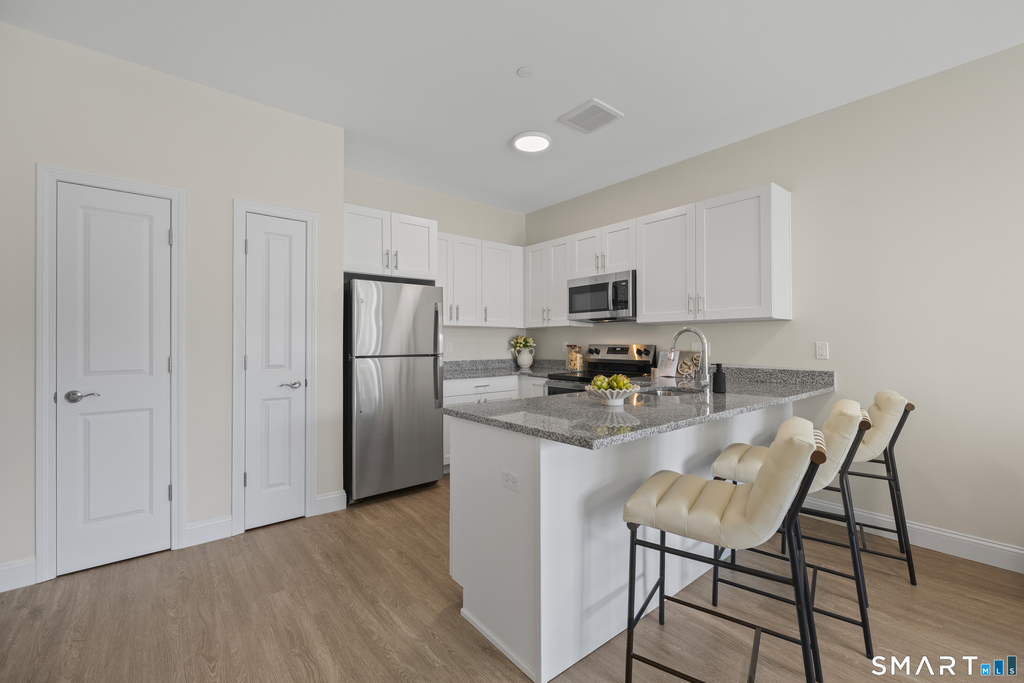 55 Steele Boulevard - Photo 5