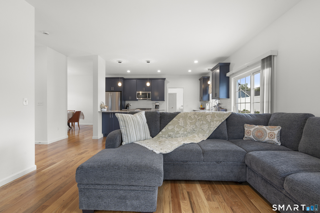 135 Pequabuck Street - Photo 9