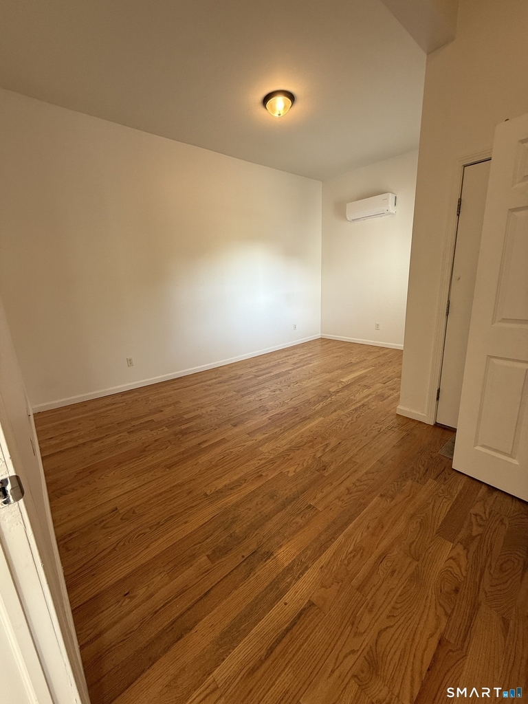 52 High Street - Photo 5