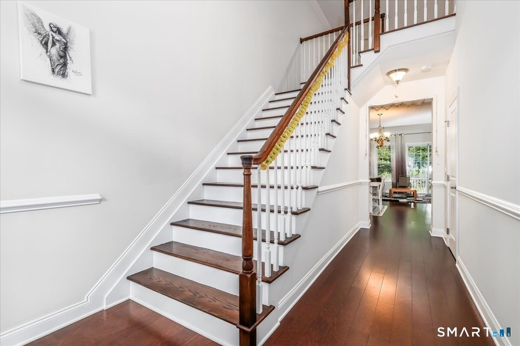 18 Hunting Ridge Lane - Photo 5