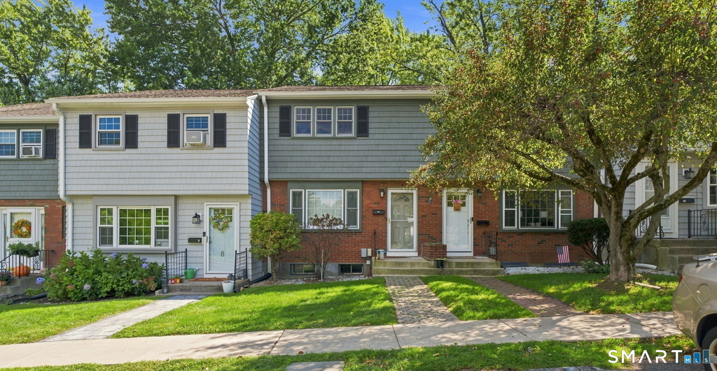 12 Towne House Lane - Photo 0