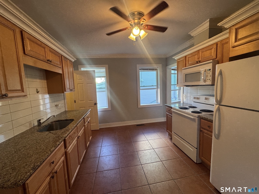 28 Jackson Street - Photo 8