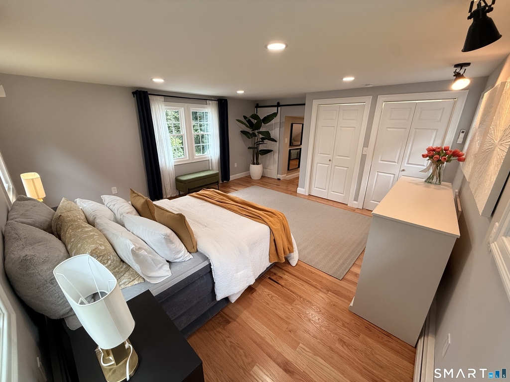 20 Hydelor Avenue - Photo 1