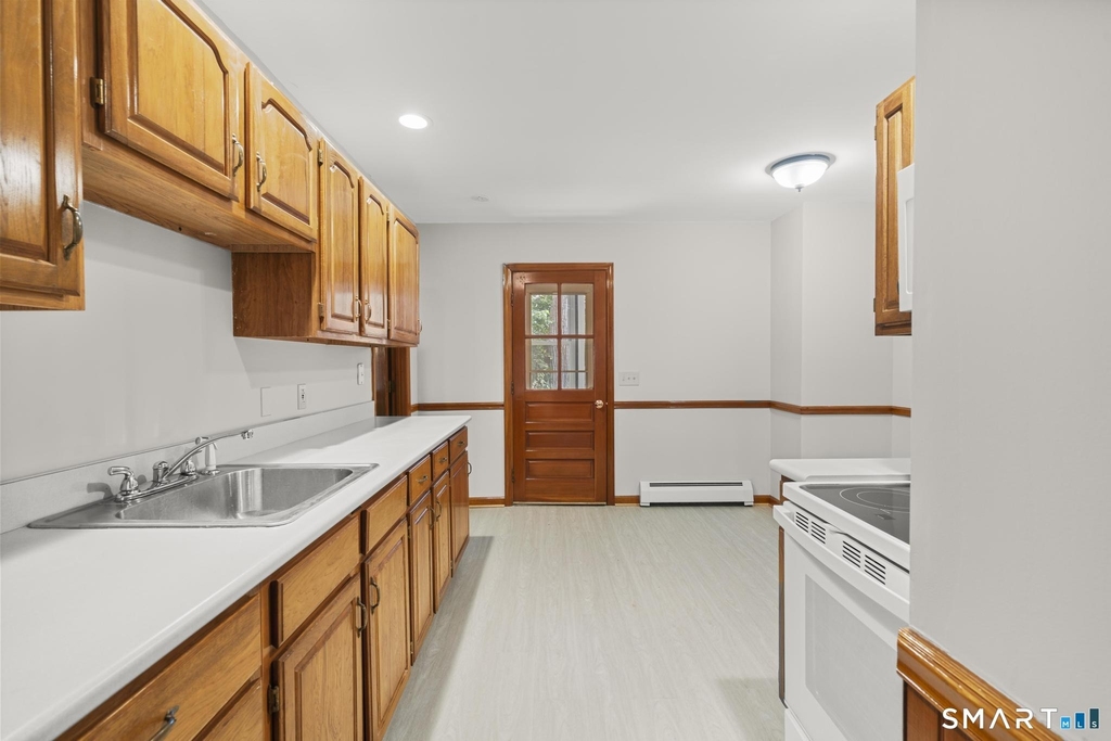 11-13 Hull Street - Photo 7