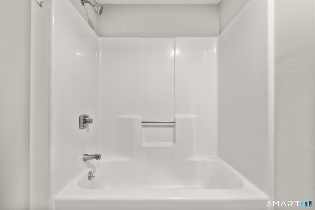 11-13 Hull Street - Photo 15