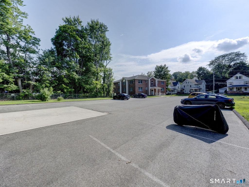 54 Oak Street - Photo 4
