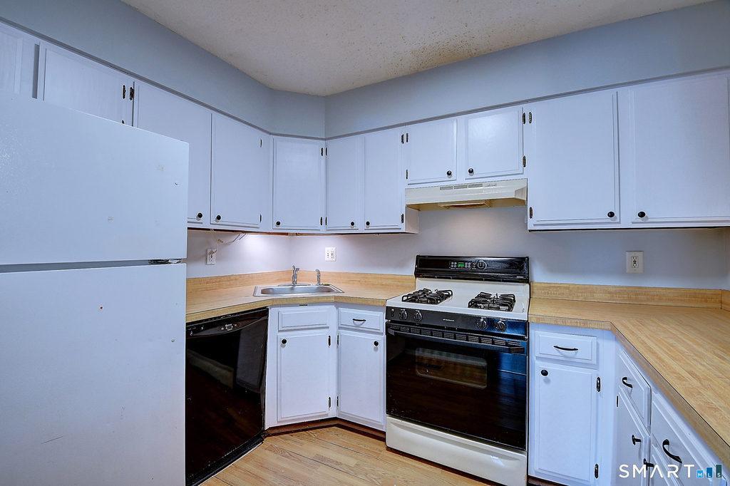 545 Cypress Road - Photo 7
