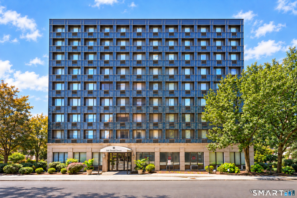 300 Broad Street - Photo 0