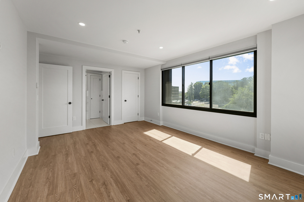 300 Broad Street - Photo 12