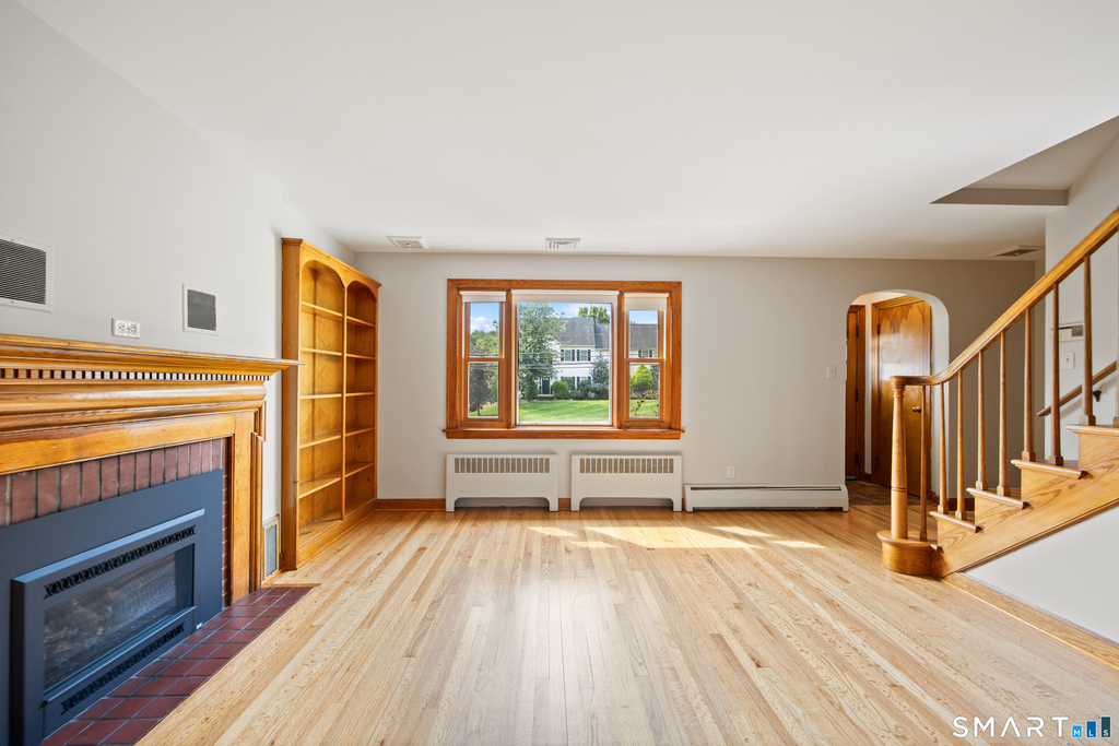 480 Higgins Road - Photo 2