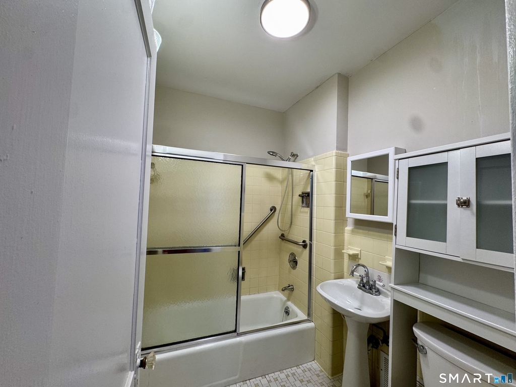 84 Cherry Street - Photo 3