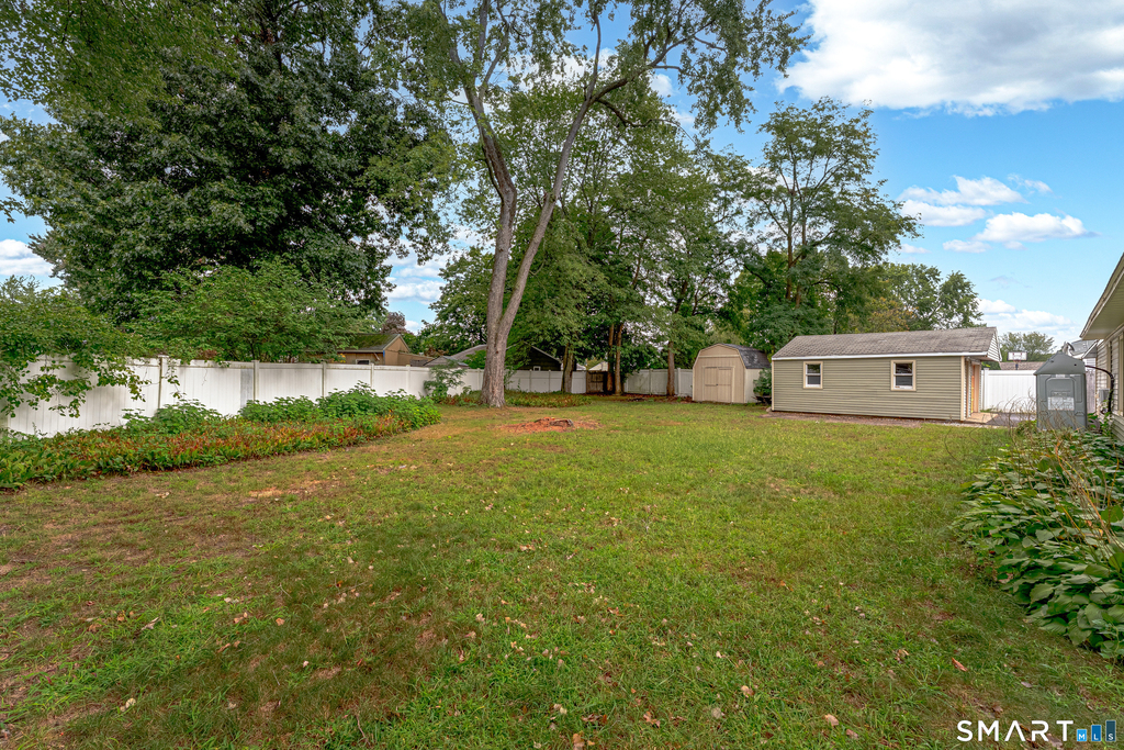 56 Greenfield Drive - Photo 6
