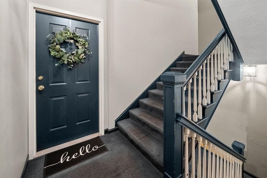 5611 Elmer Street - Photo 1