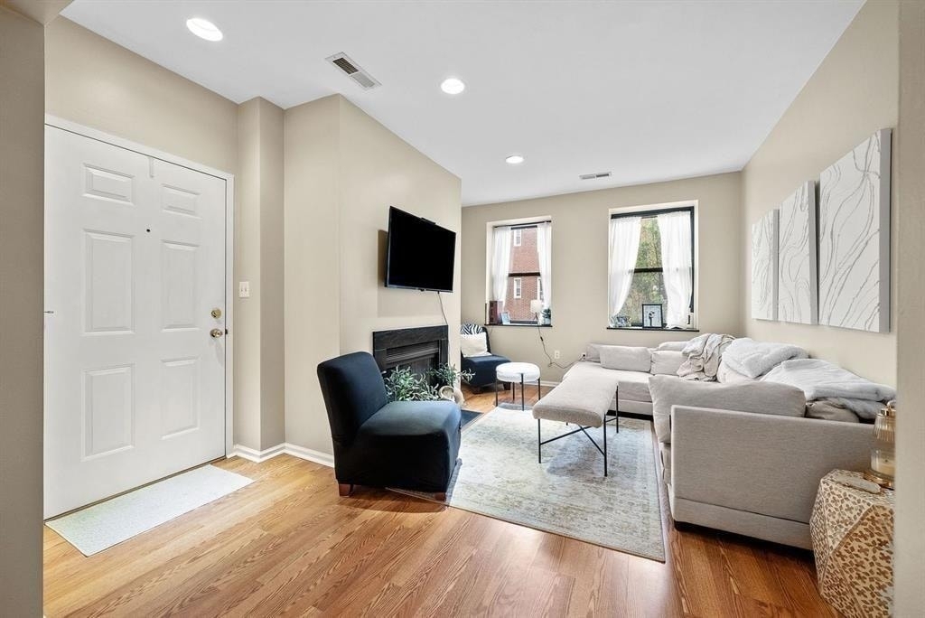 5611 Elmer Street - Photo 7